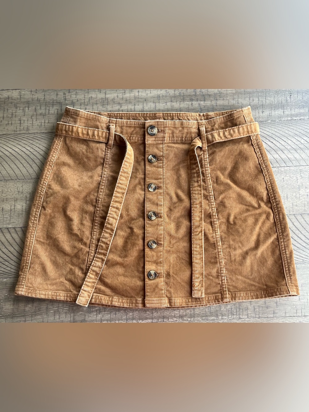 American Eagle Outfitters Women's Corduroy Mini Skirt Size 8
